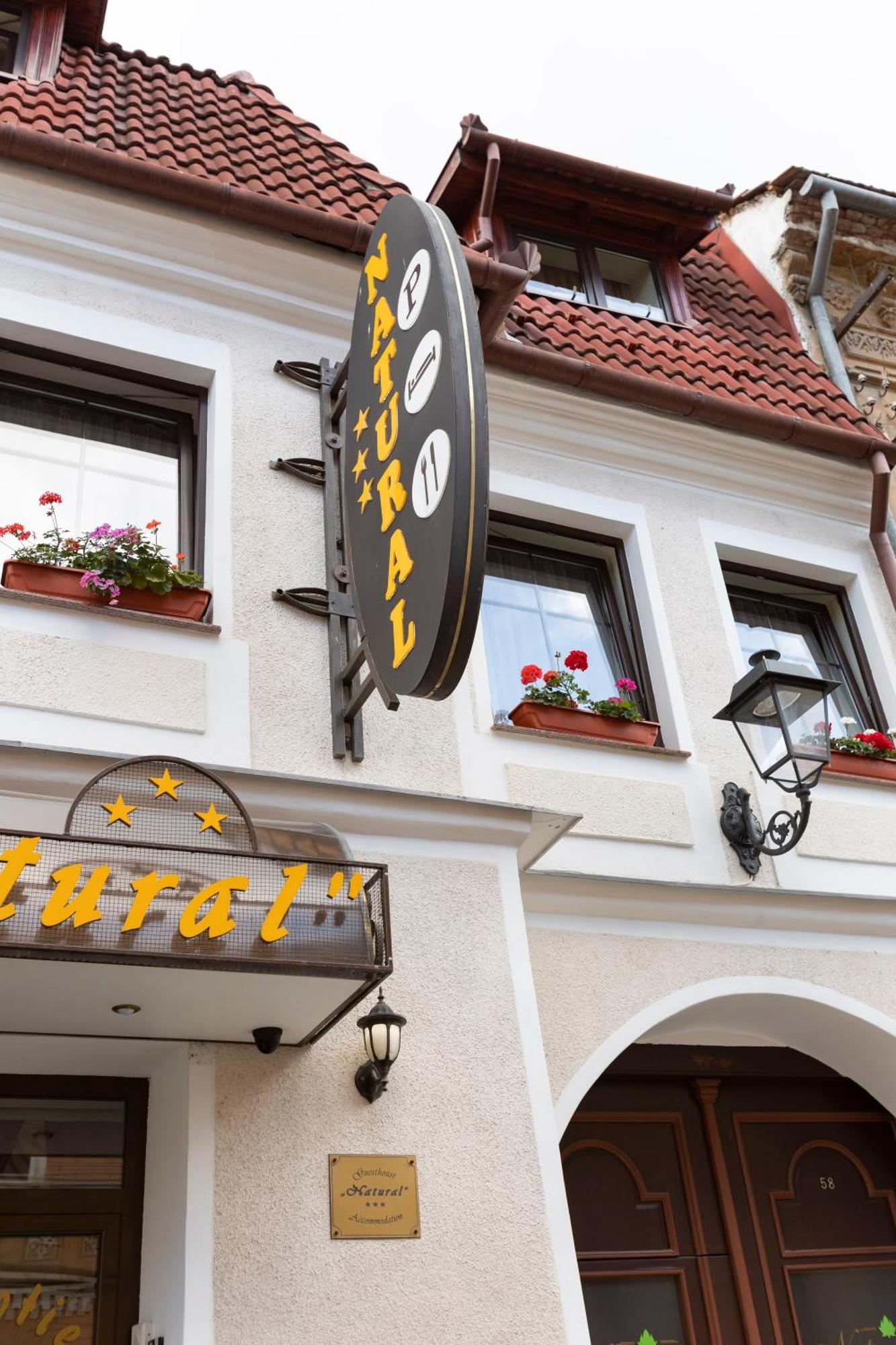 Hotel Natural Braşov Exterior foto